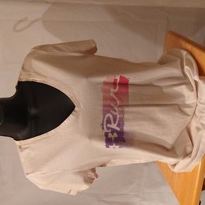 Ladies beige under armor run V-neck T-shirt size medium